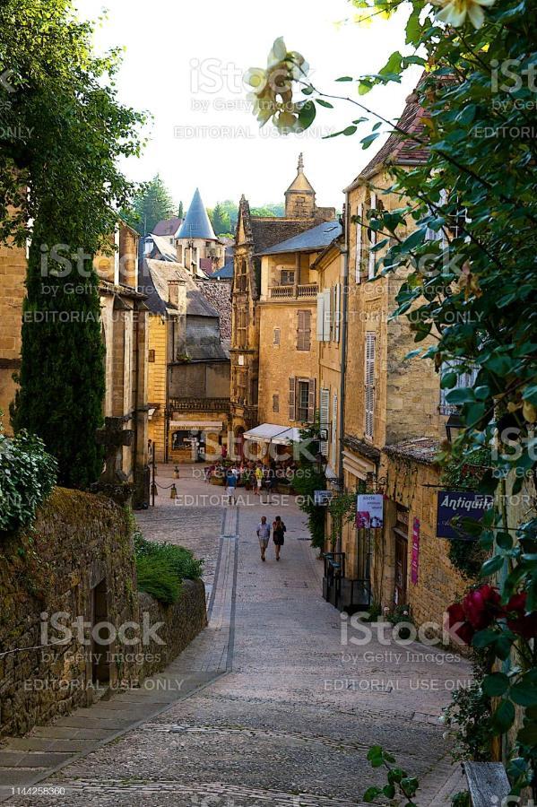 Studio2 Fontaine De L'Amour Sarlat-la-Caneda Exterior photo